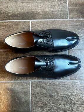 Maison Martin Margiela Black Split-Toe Leather Oxfords